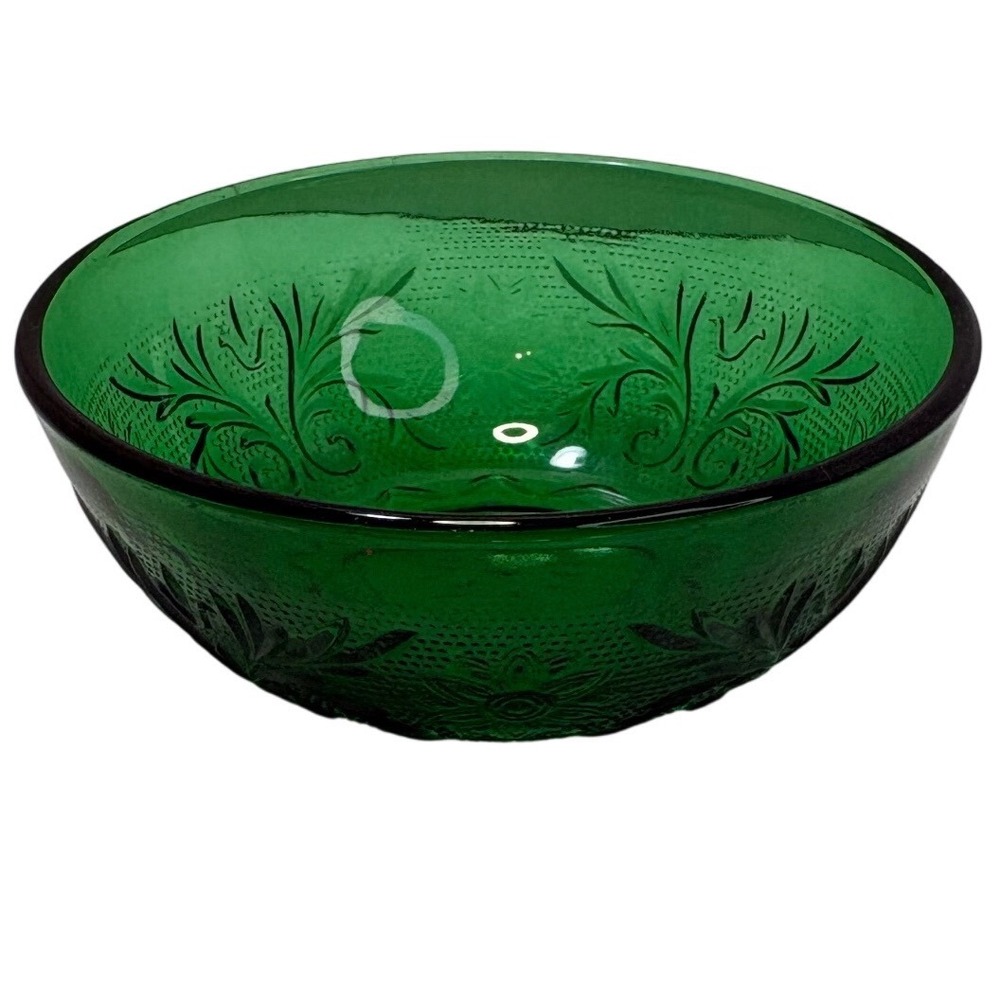 Anchor Hocking "Sandwich" ptrn pressed glass bowl in the Forest Emerald Vintage